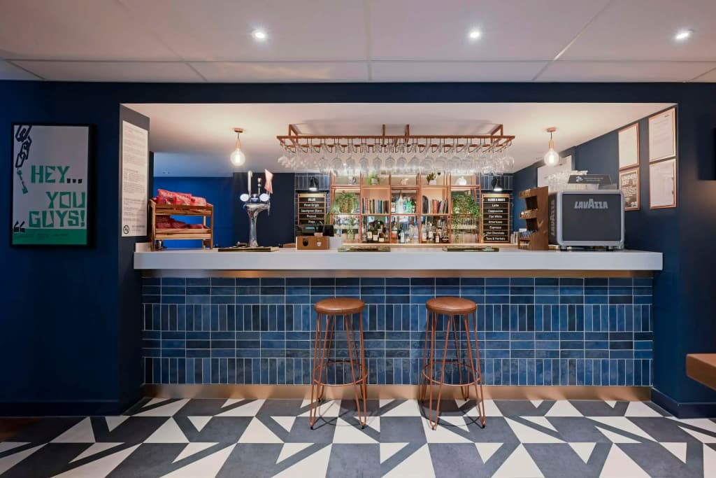 Travelodge Edinburgh Central - photo 4