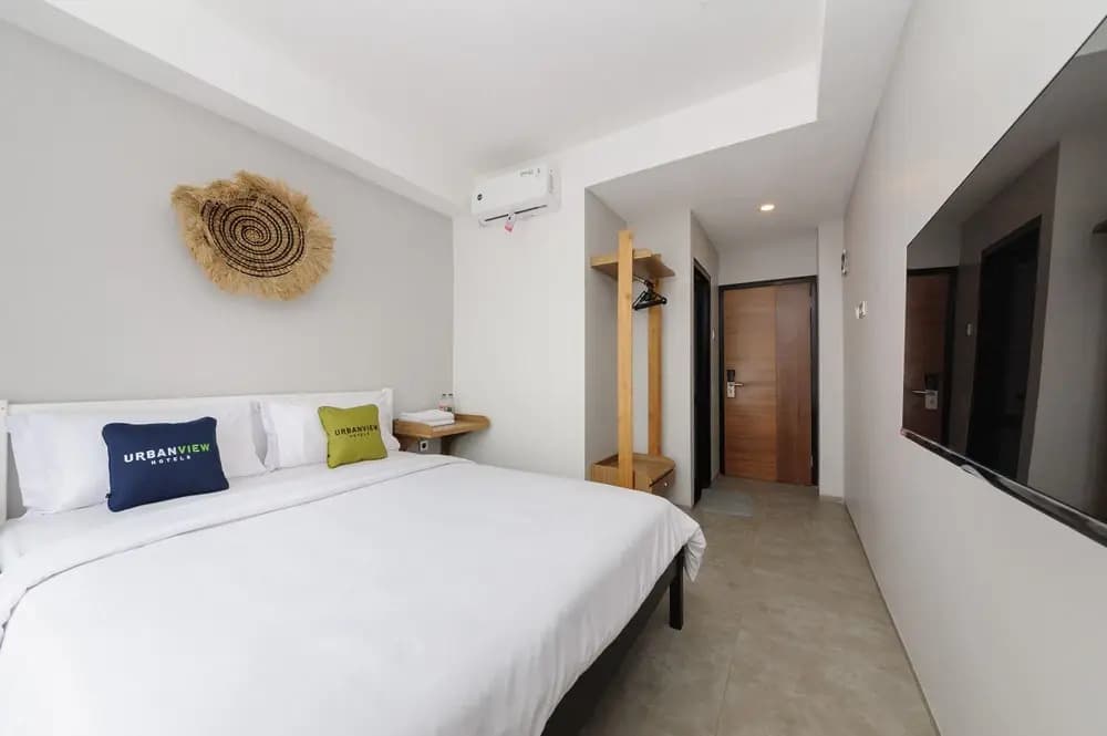 Urbanview Hotel Puri Indah - photo 15