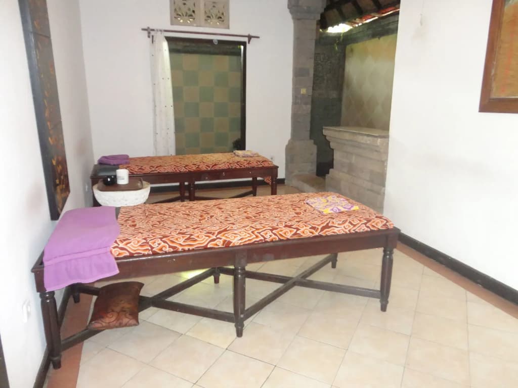 Monkey Forest Bungalow - photo 1