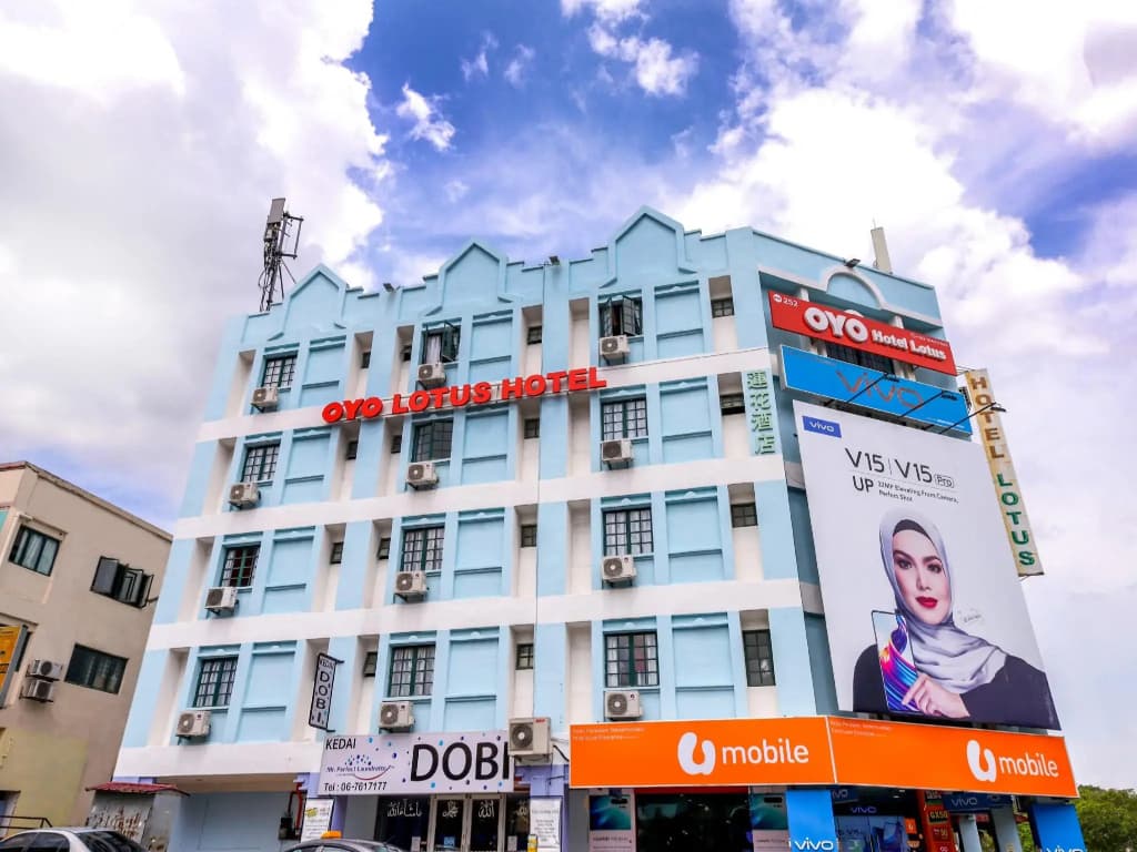 OYO 252 Lotus Hotel - main photo