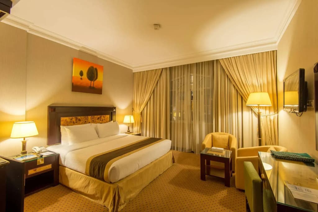 Caesar Hotel - photo 4