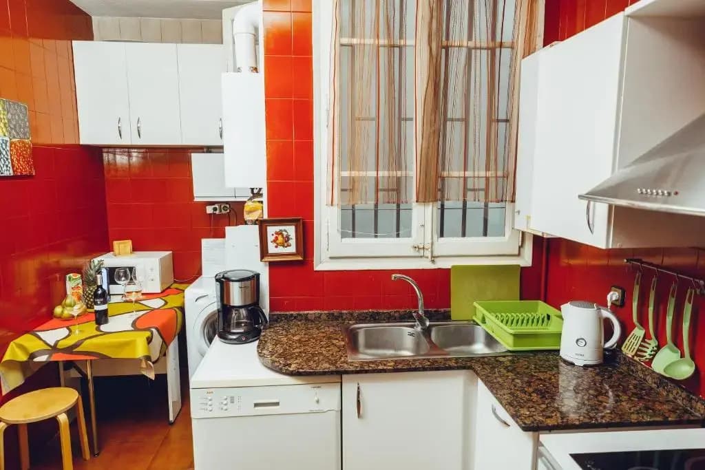 Grand Central Apartment - photo 15