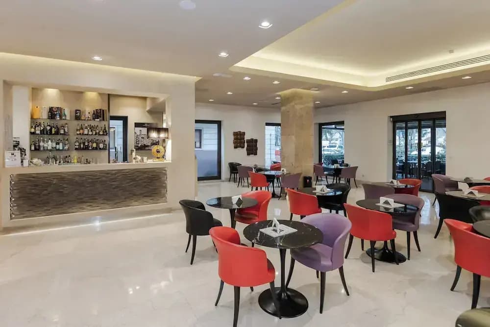 FH55 Med Executive Hotel - photo 21
