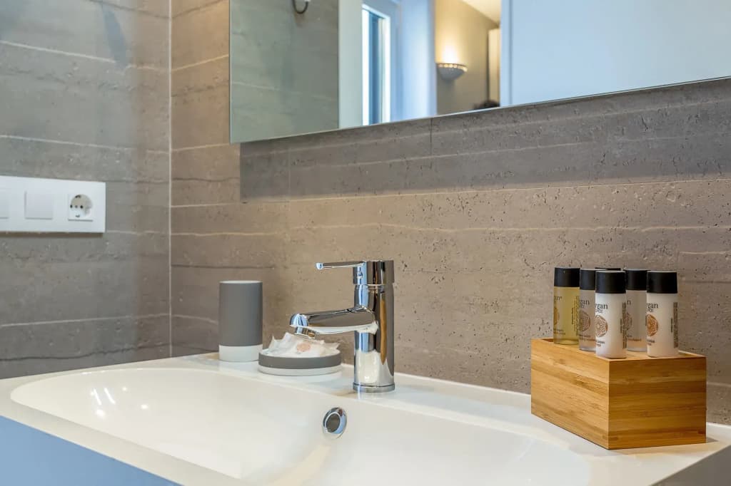 Urban District Vintage Suites - photo 9