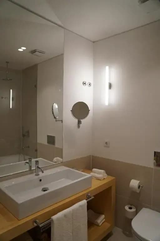 Flora Baixa Apartments - photo 8
