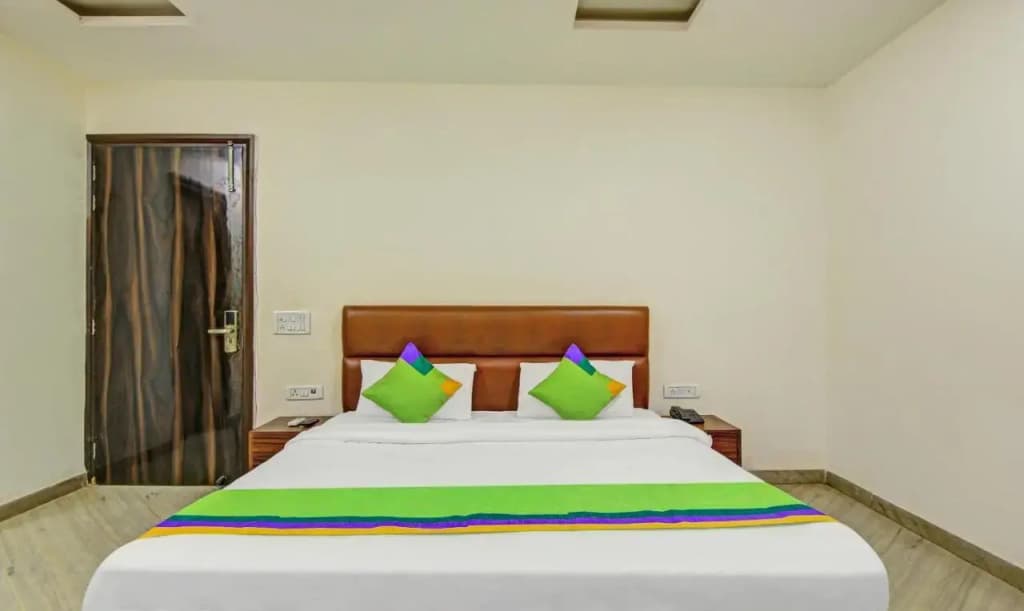 Itsy Hotels Prime Stay - photo 11