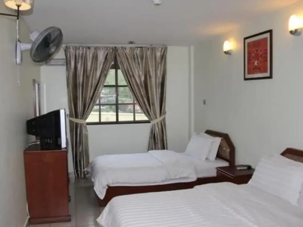 The Cottage Hotel - photo 17