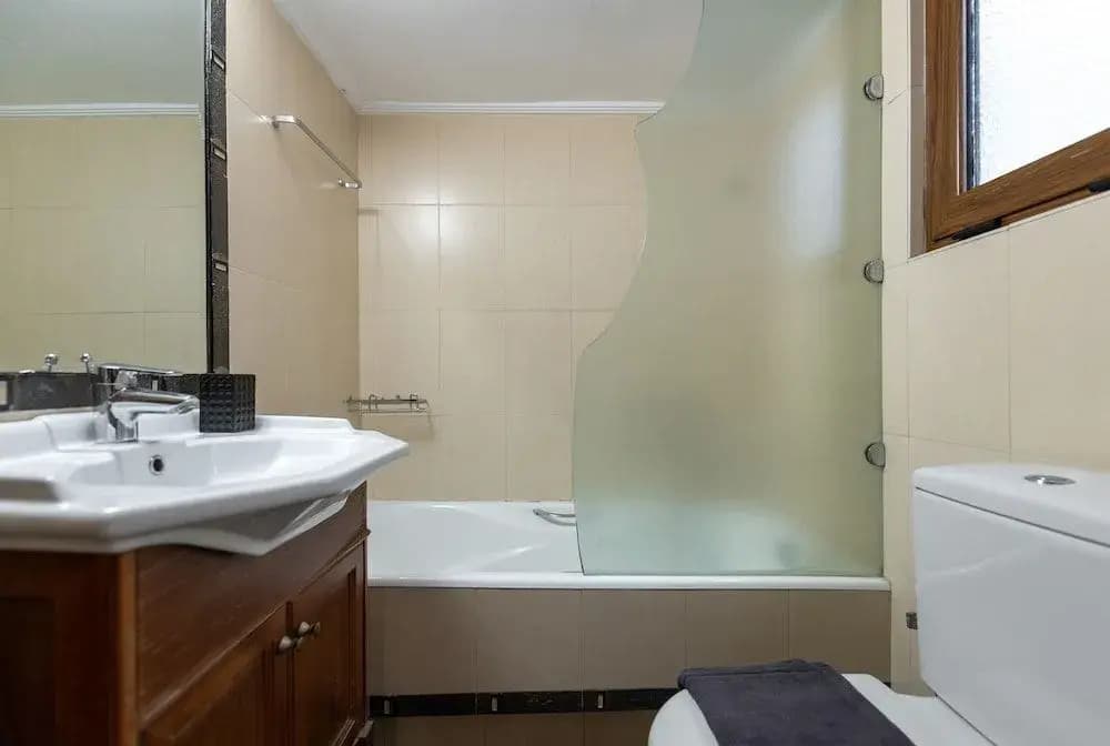 Phaedrus Living Luxury Flat Vyronas - photo 8