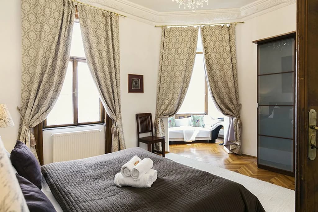 7th Heaven Vienna Center Apartments - photo 5