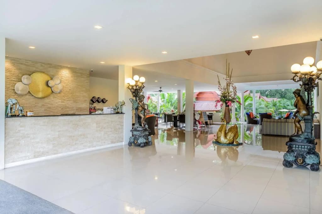 L'esprit de Naiyang Beach Resort - photo 1
