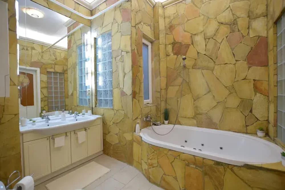 Ultra central apartment at Synagogue - photo 8