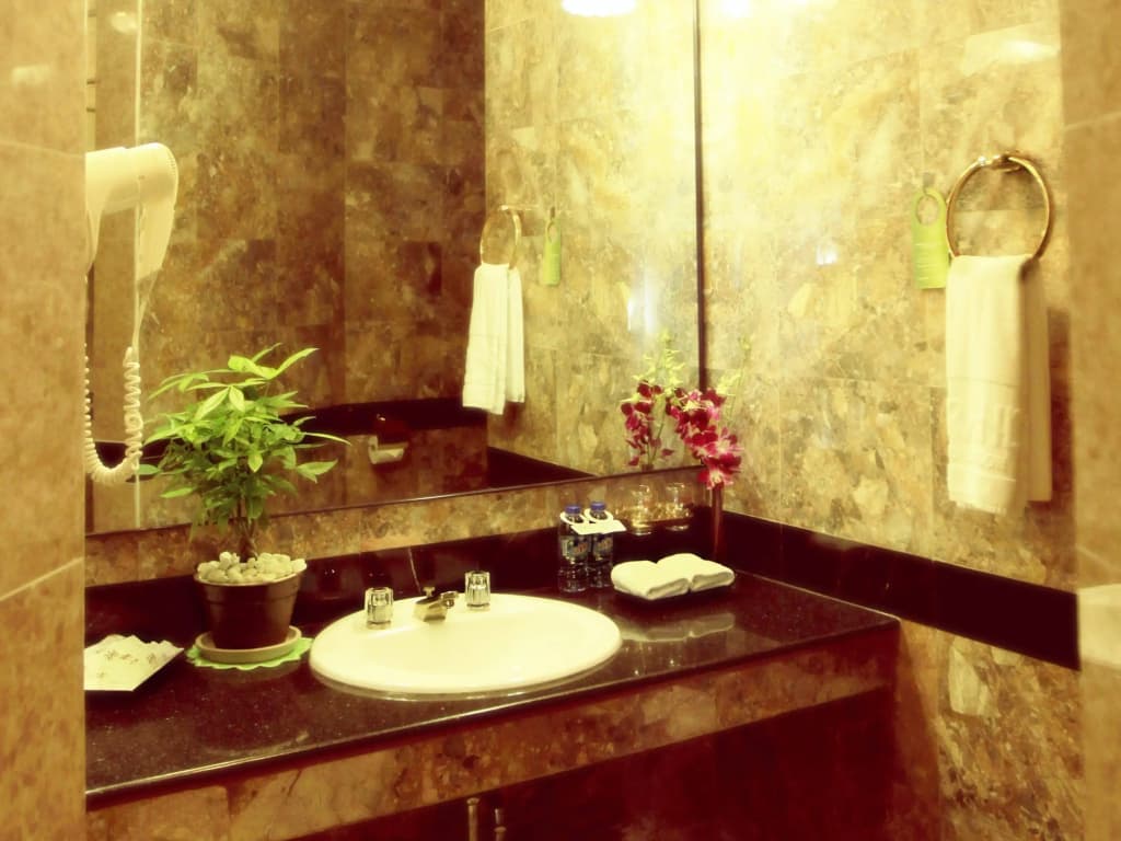Hotel Grand Saigon - photo 8