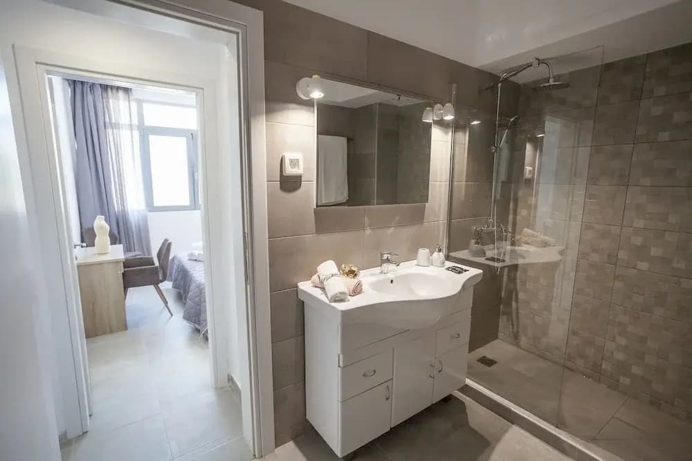 Attalos luxury flat Psyrri square - photo 8