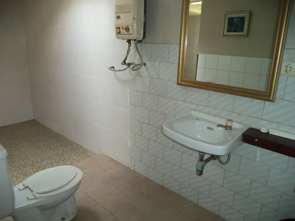 Lokasari Bungalows Spa & Gallery - photo 10