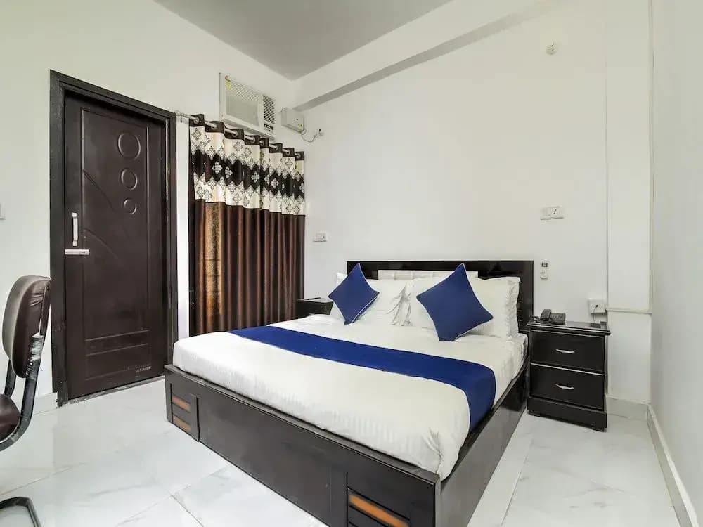 OYO 20029 Flagship Dwarka Sector 9 - photo 7