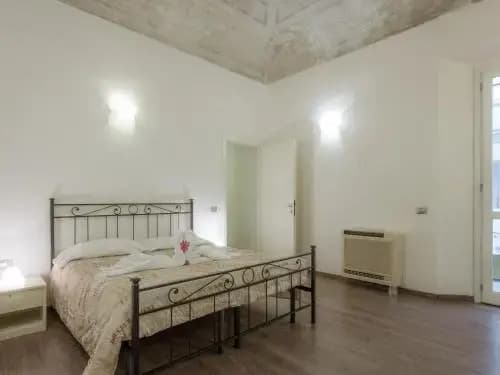 Pitti Two Bedroom Apartment - photo 4