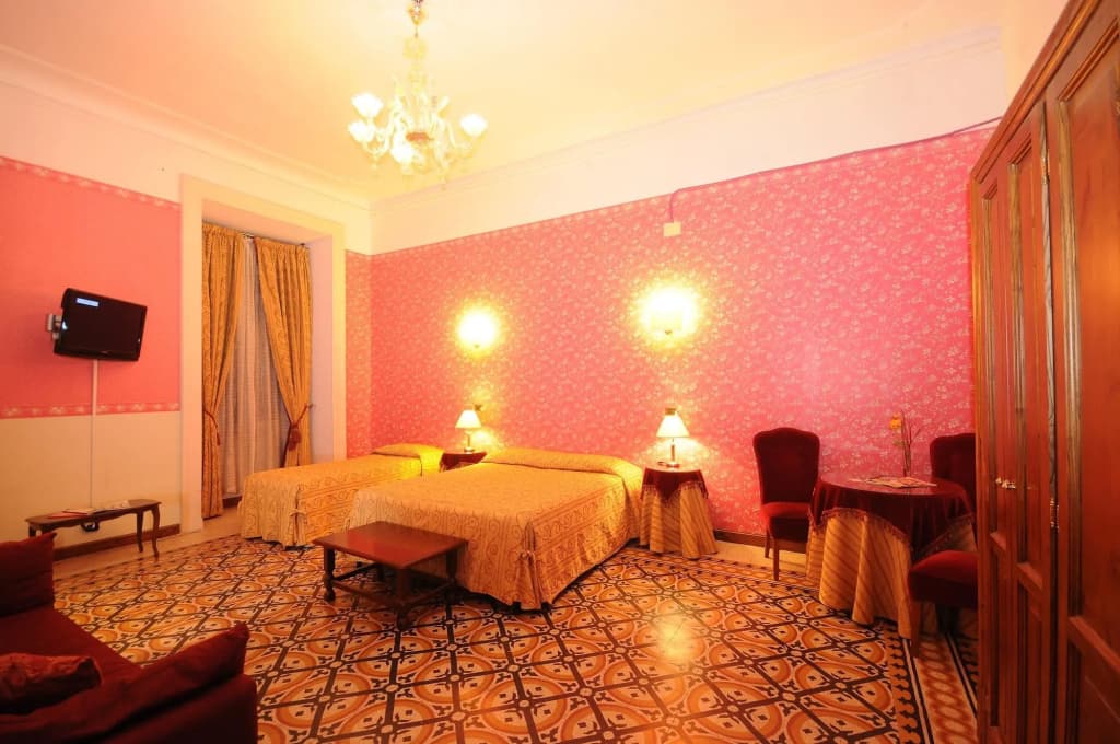 Hotel Sweet Home - photo 10