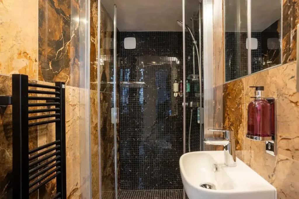 Luxury 3 bedrooms 2 Bathrooms - Ile saint-Louis - photo 6
