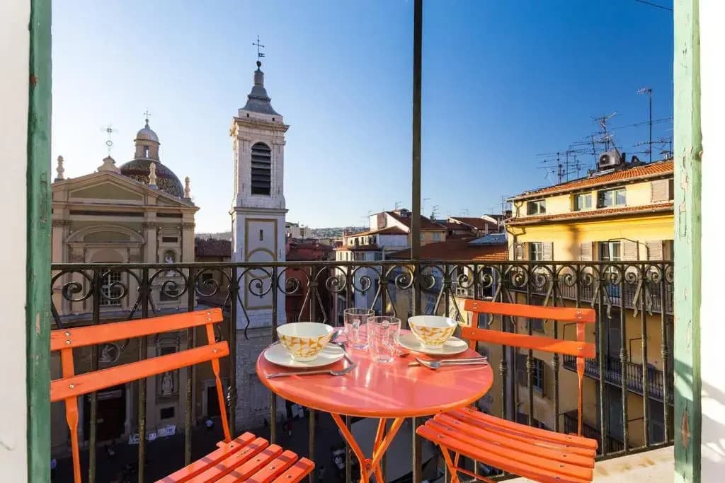 Ross 5- F2, Lumineux, Balcon, Loft, Clim, Vieux-Nice - photo 7