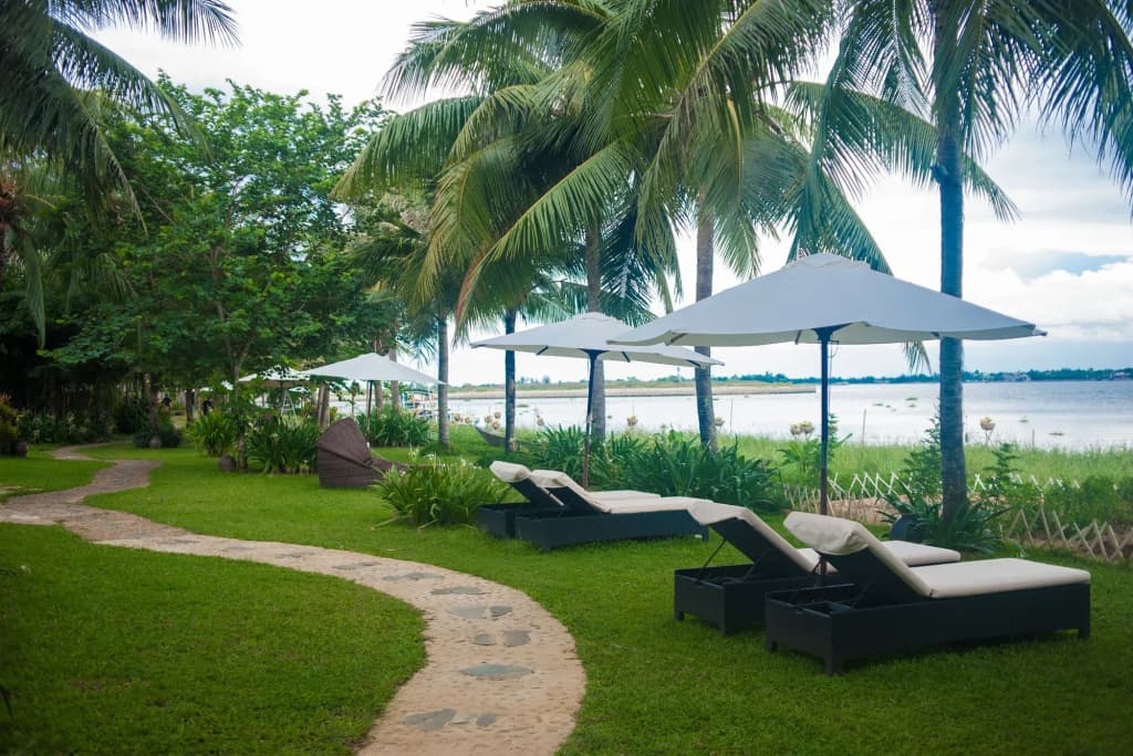 Vinh Hung Riverside Resort & Spa - photo 19
