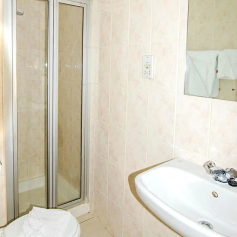 Brunel Hotel - photo 8