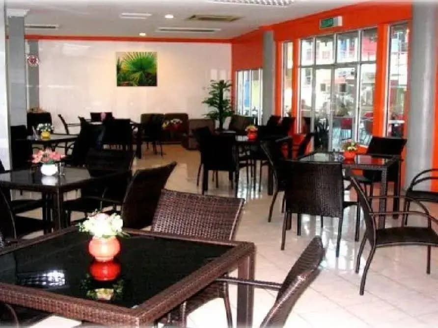 The Universiti Inn - photo 7