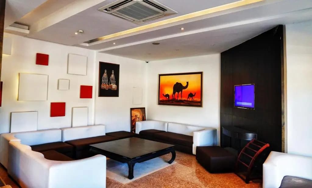 Johny International Hotel - photo 11