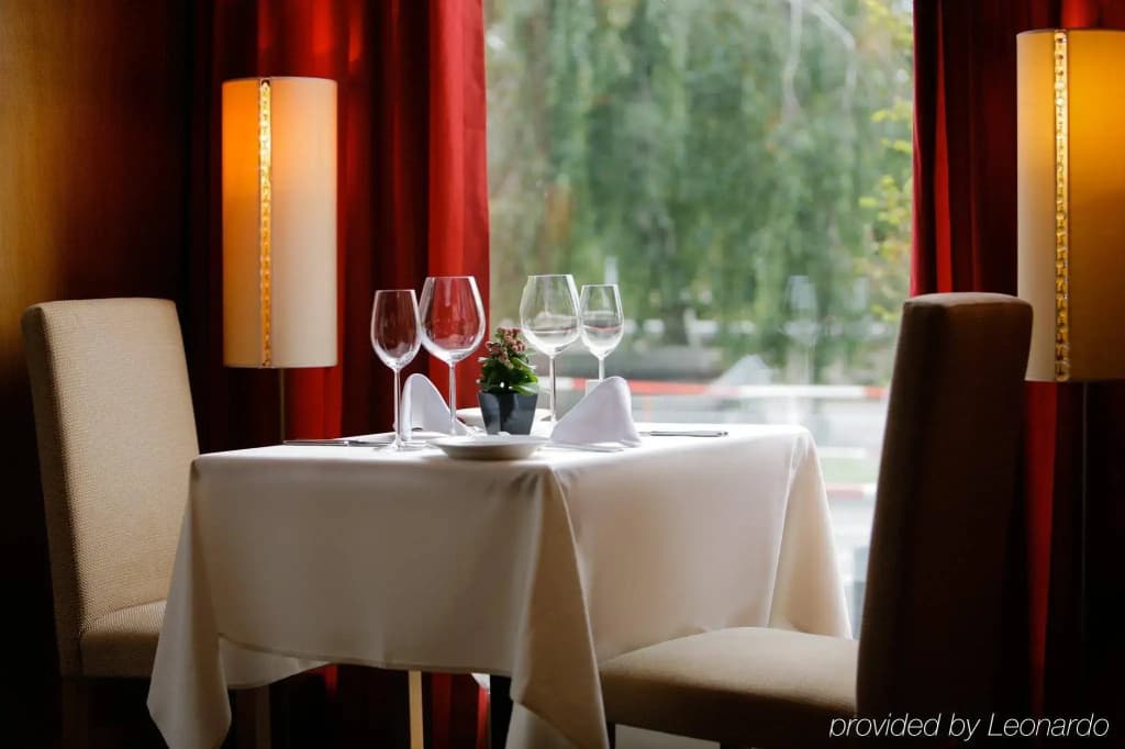 Mamaison Hotel Riverside Prague - photo 26