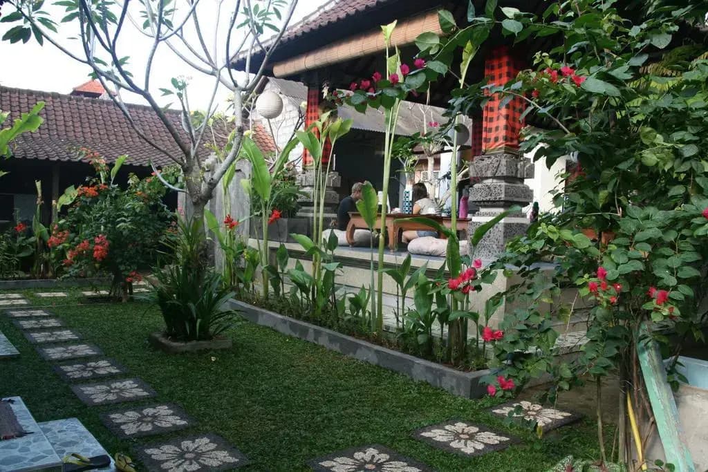 Ojeks Homestay - photo 10