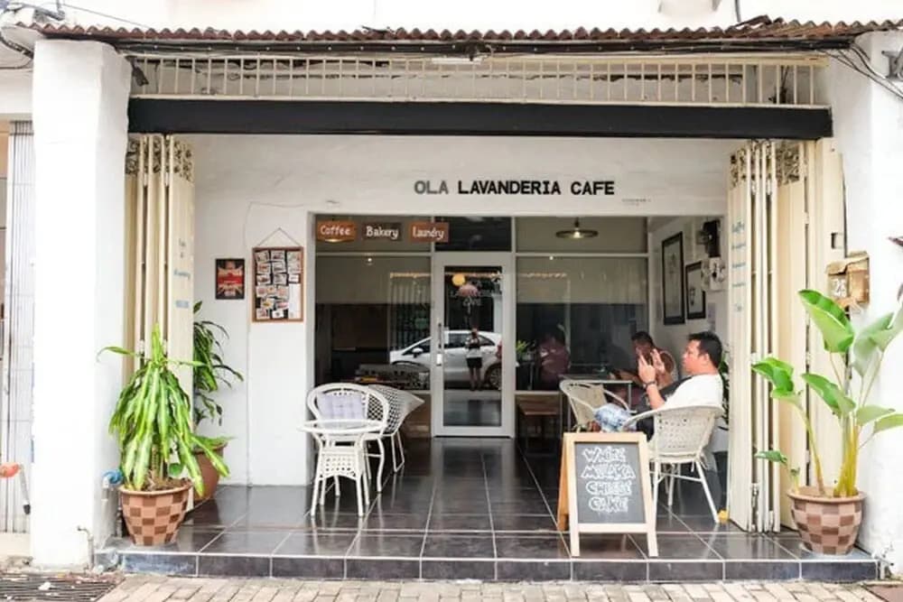 Ola Lavanderia Cafe - photo 14