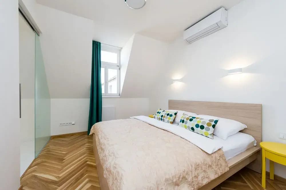 EMPIRENT Wilson Apartments - photo 5