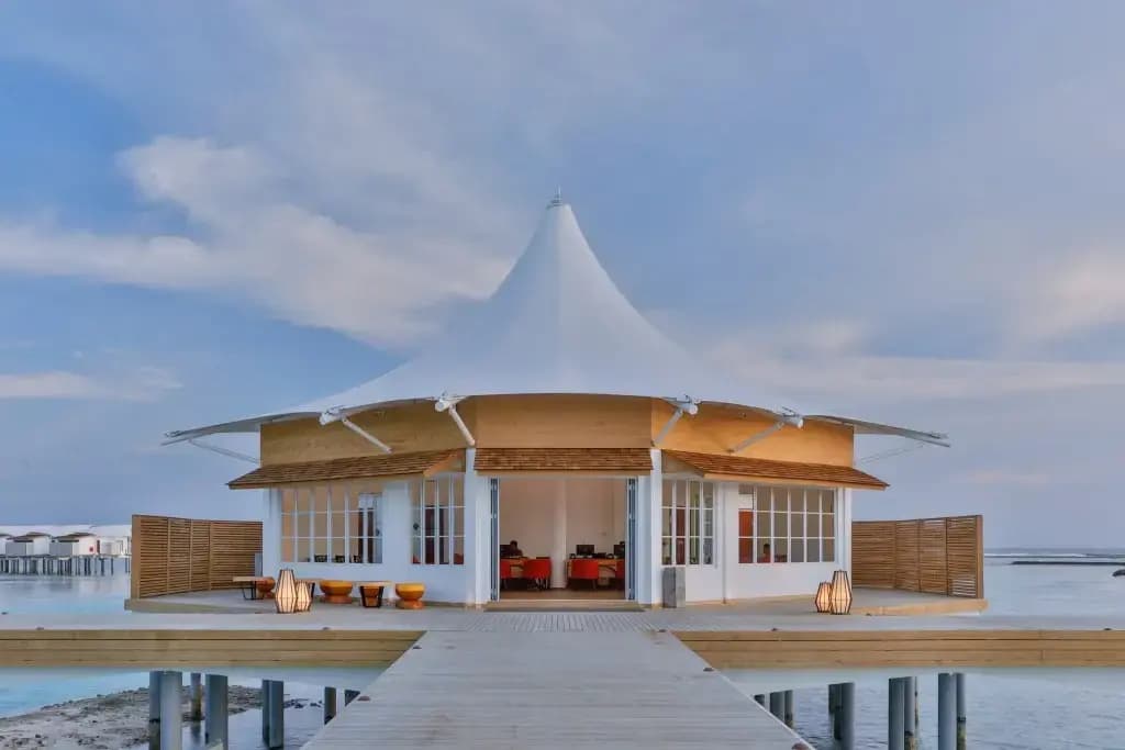 Cinnamon Hakuraa Huraa - photo 1