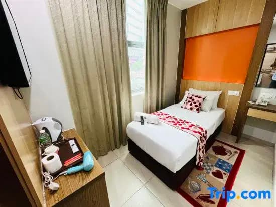 Sky Hotel @ Pudu - photo 1
