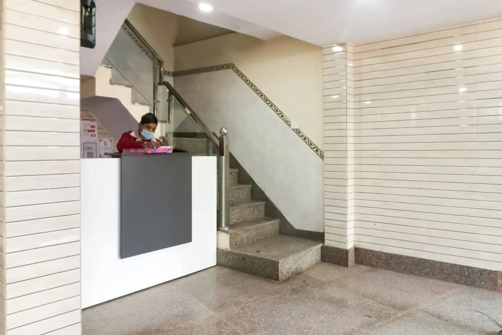 Hotel Mayur Plaza - photo 11