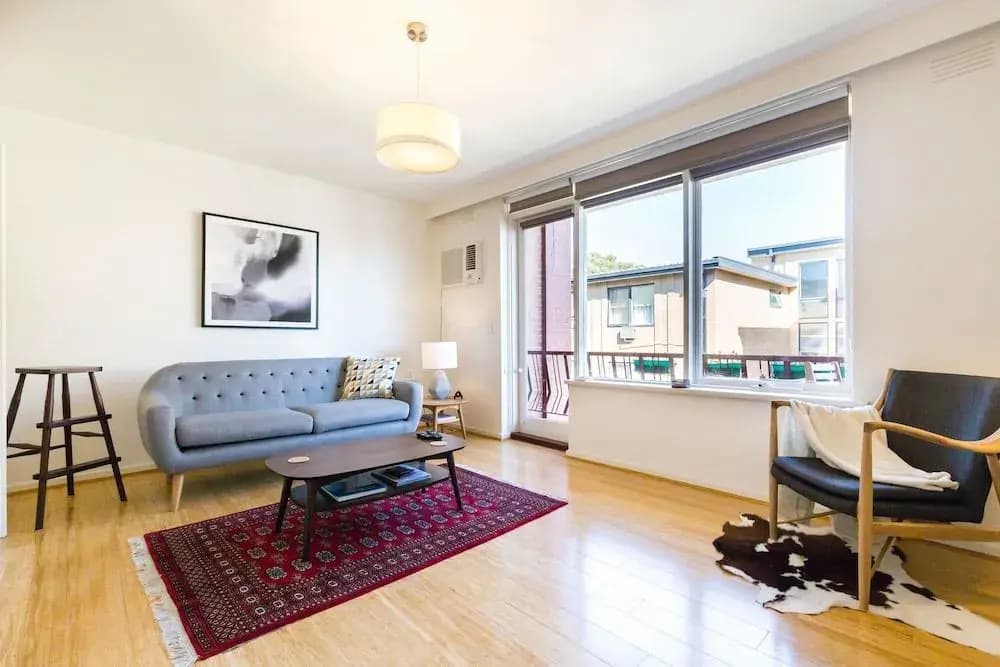 Rosie 2Bdr Stkilda Apartment - photo 3