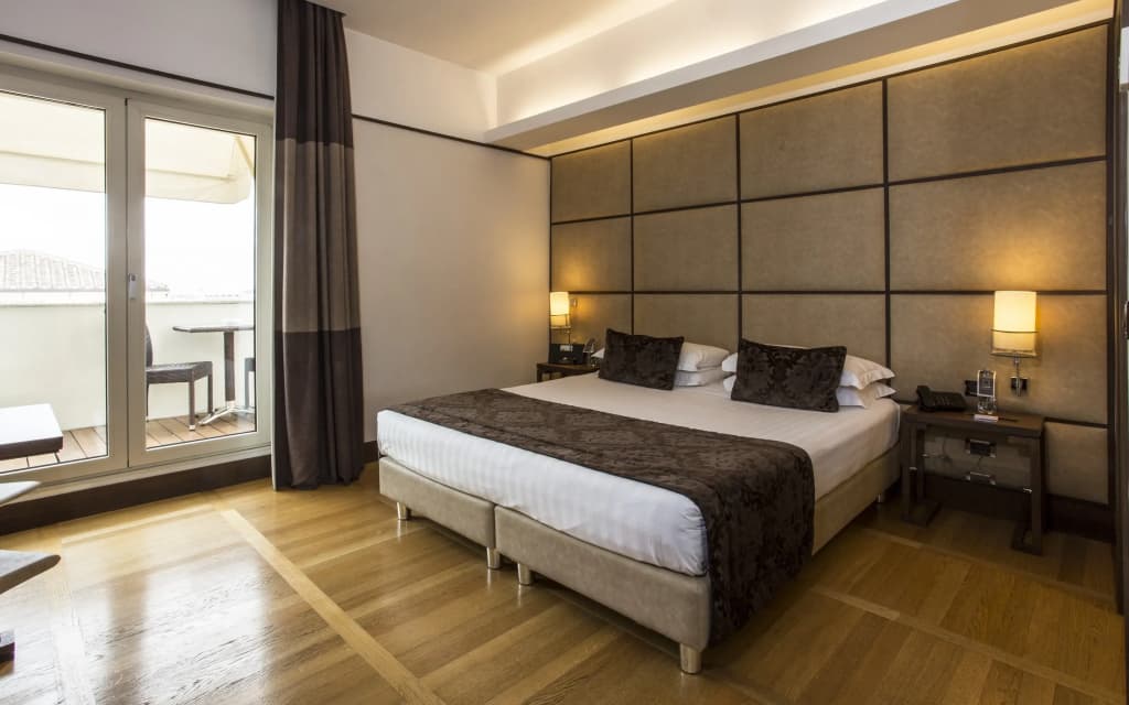 The Independent Hotel - photo 40