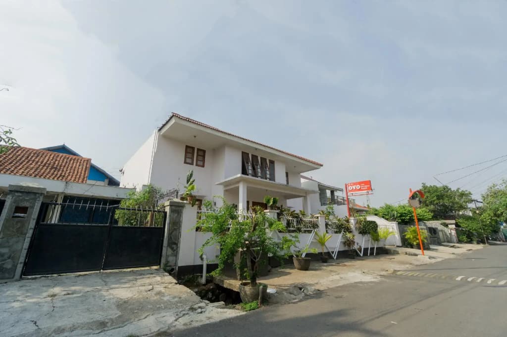 OYO 1941 Aaa Residence Syariah - photo 1
