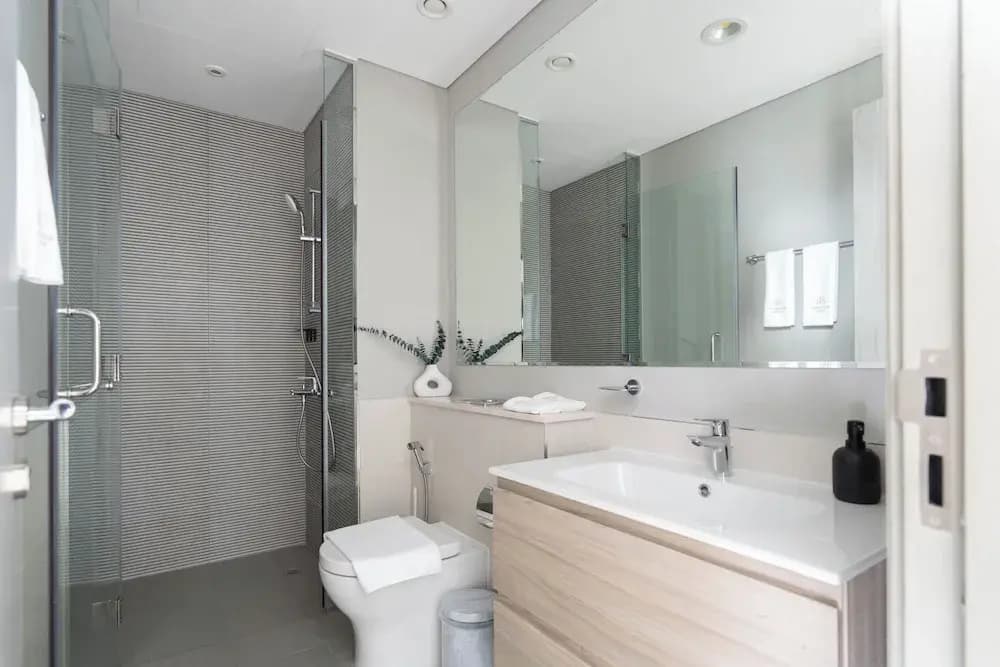 KeyRock - Modern 1BR in Zada with Pool - photo 7