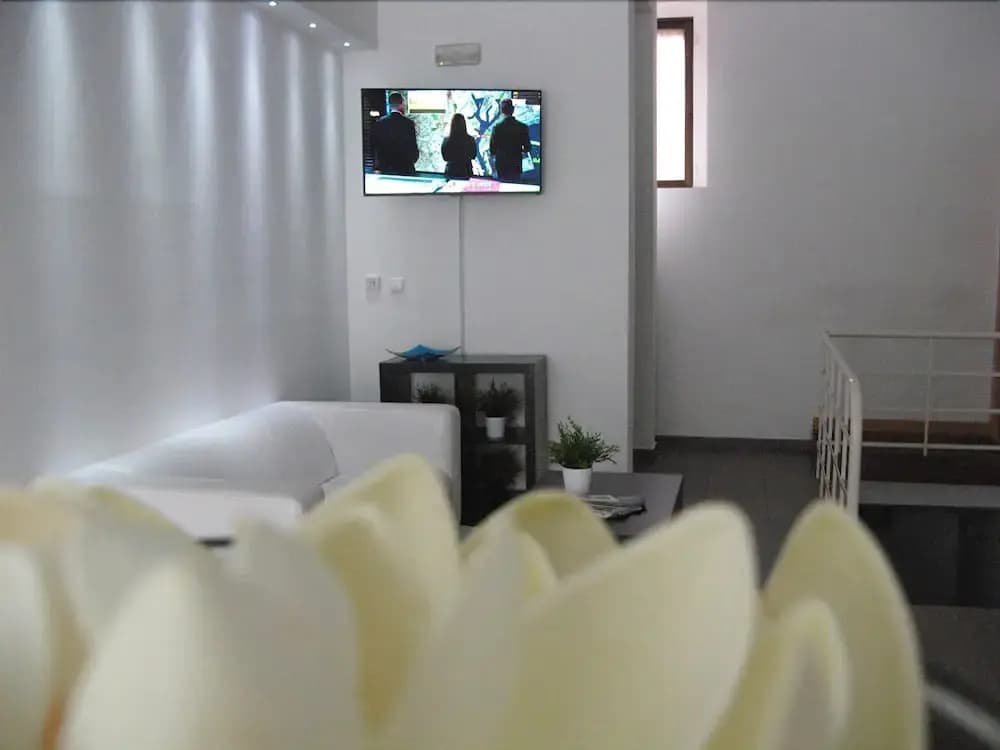 Holiday House Lisbon - photo 6
