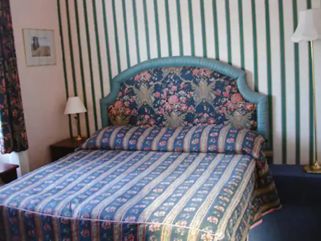 Edinburgh House Hotel - photo 6