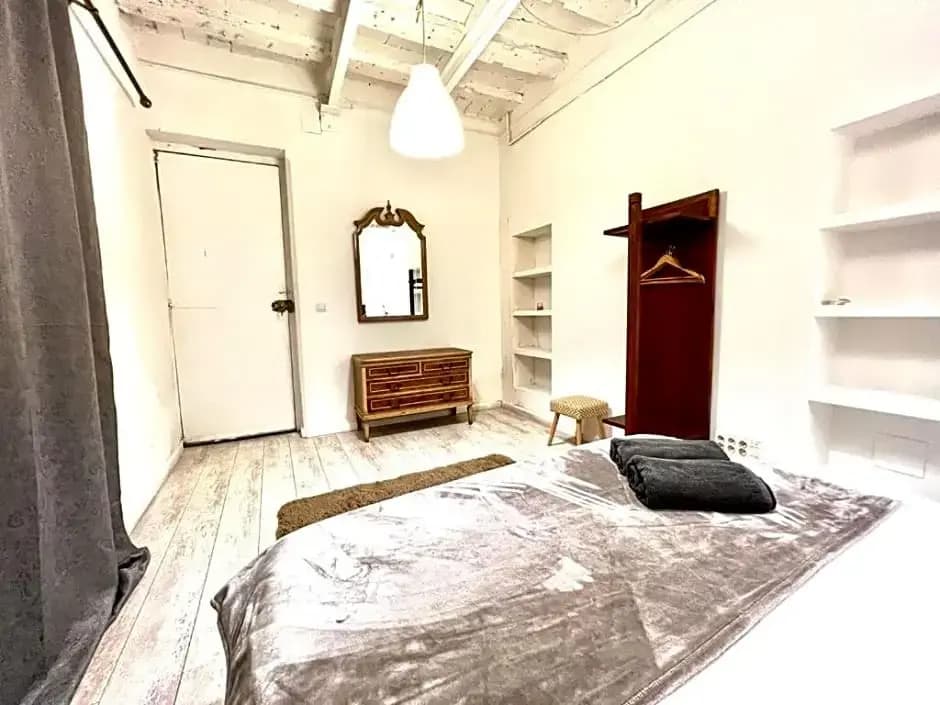 Erandi Ramblas Rooms - photo 4
