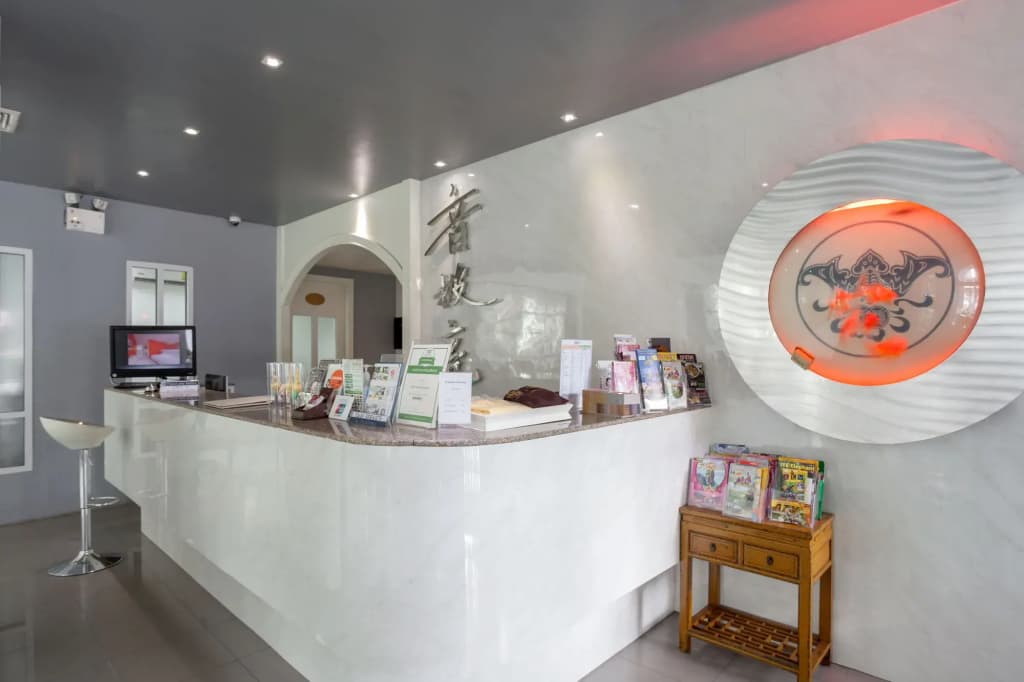 Sino Imperial Design Hotel - photo 2