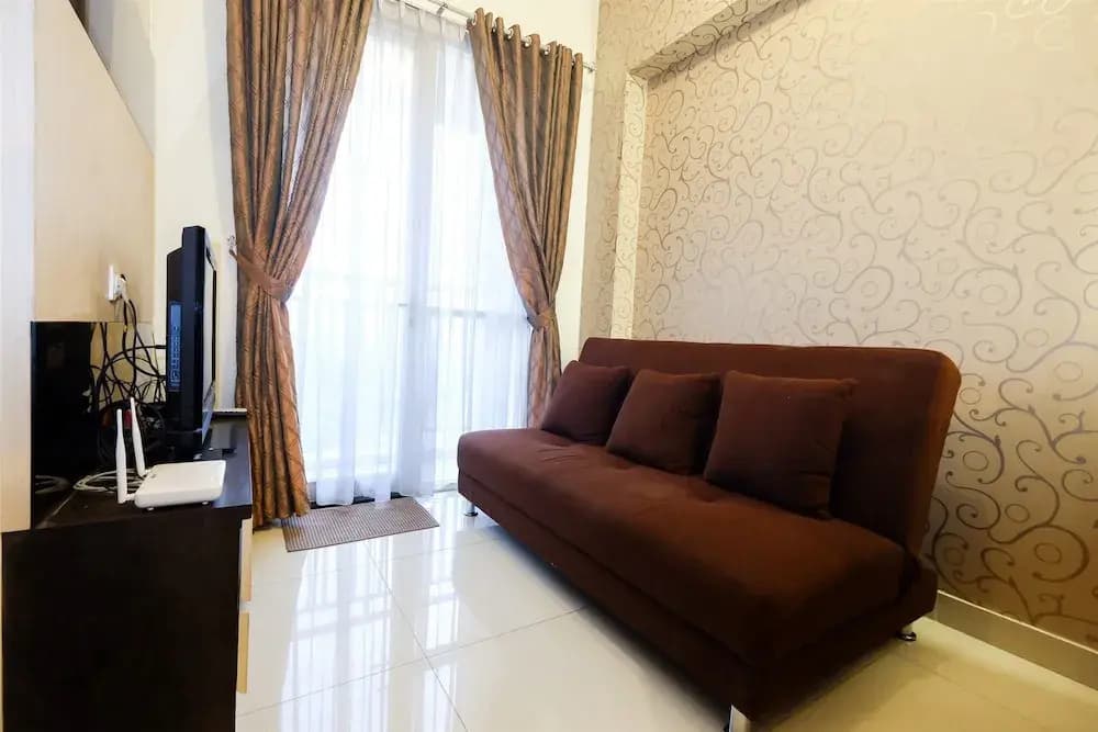 Homey Westmark Tanjung Duren Apartment near Taman Anggrek - photo 2