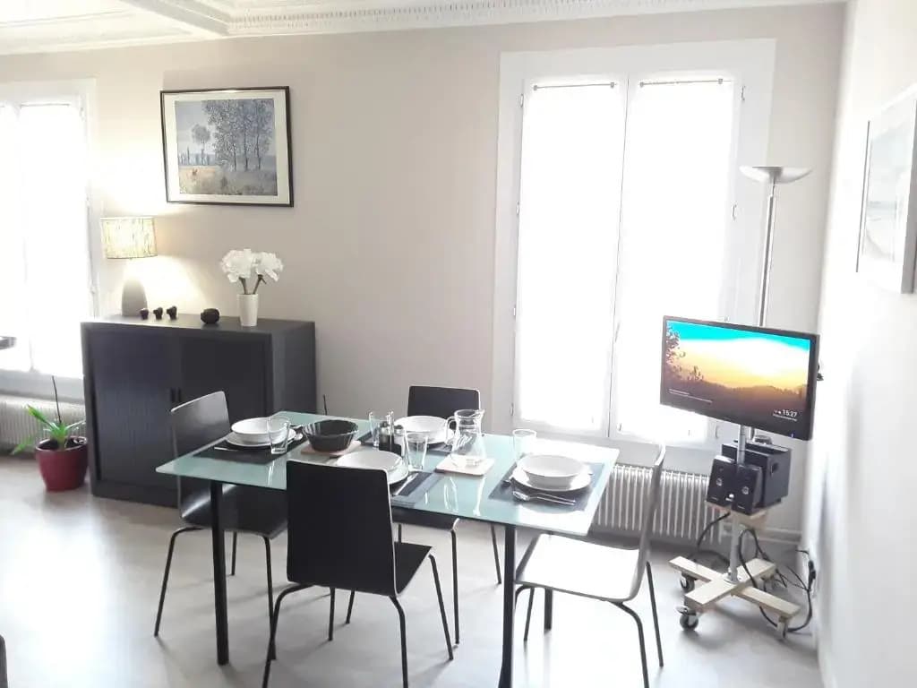 Apartment with Car Park - Bastille Neighborhood - photo 12