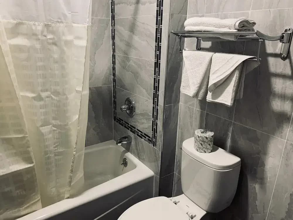 Capital Hotel - photo 10