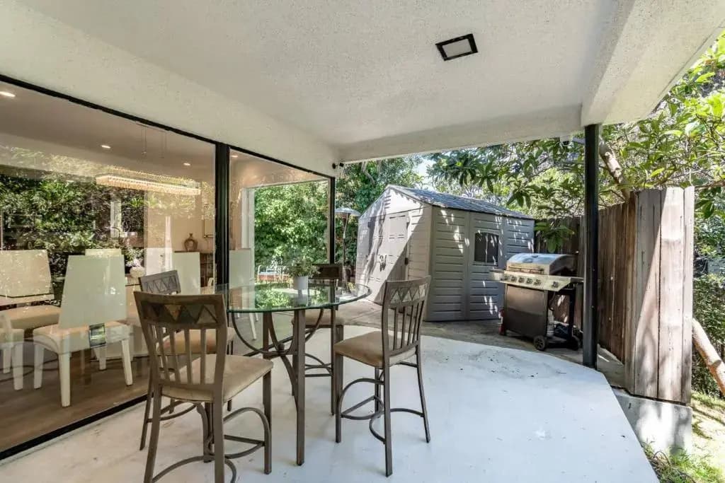 Multiview Manor - photo 2
