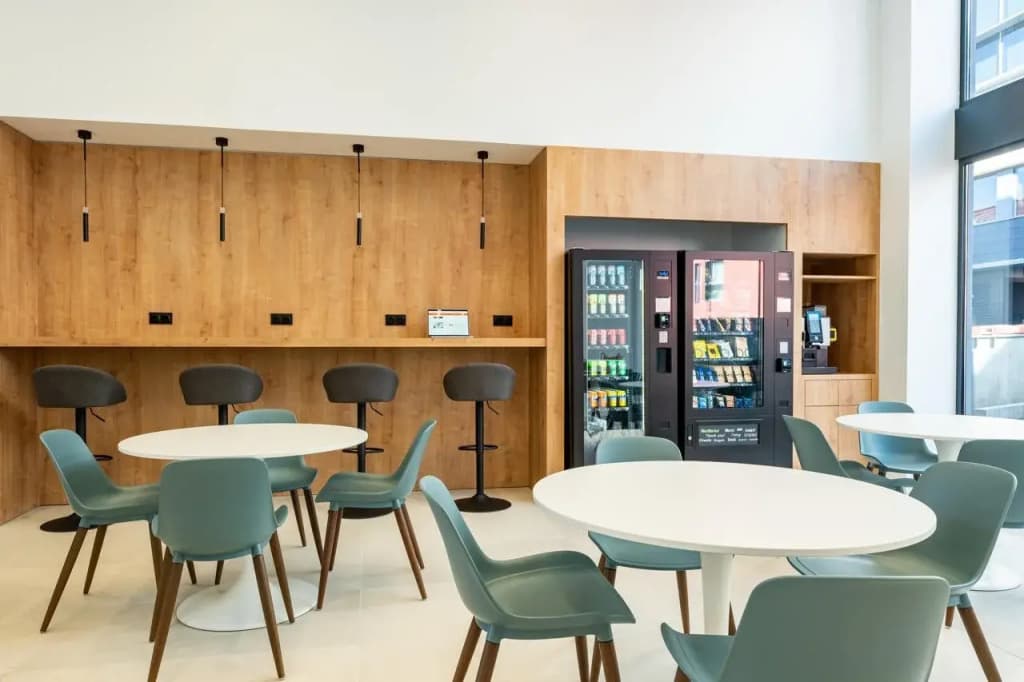 easyHotel Madrid Alcala - photo 18