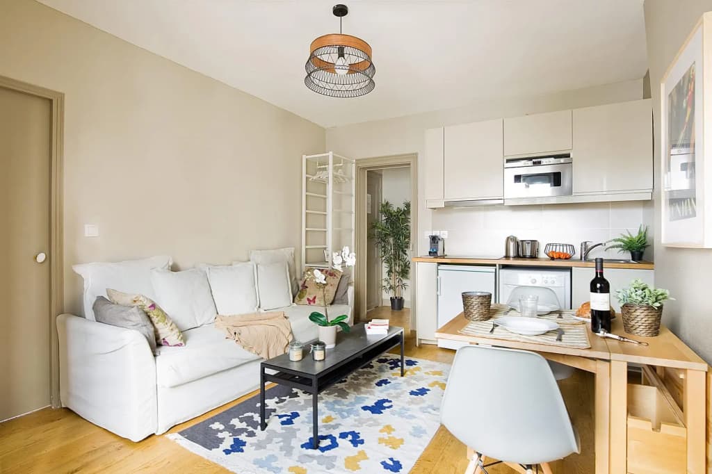 B 823 - Buttes Chaumont - Spacieux appartement - photo 10