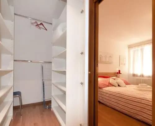 Venice Suite Apartment - photo 2