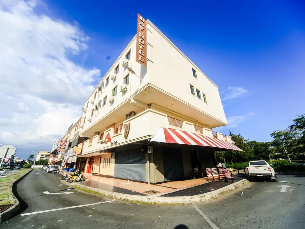 Bay Hotel - photo 12